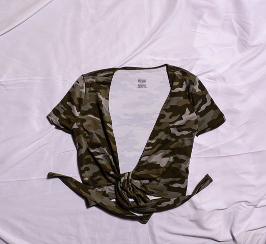 VS Pink Tie Front Camo Crop Top